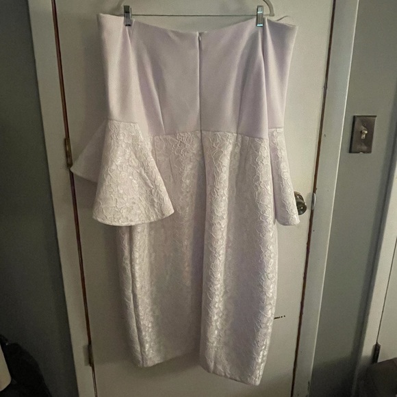 Eloquii WORN ONCE dress perfect for a bride - Picture 2 of 3